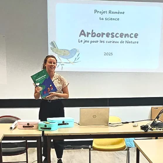 Marie-Camille pendant la formation au jeu Arborescence